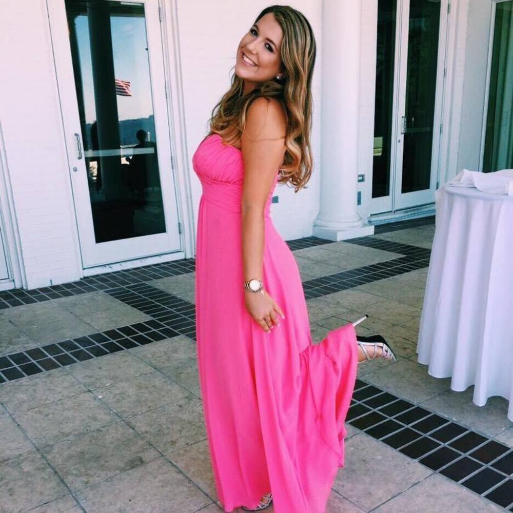 Meet your Posher, Isy